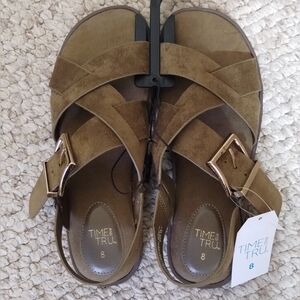 Time and Tru Women's Size 8 Olive Suede Crisscross Strap Sandals